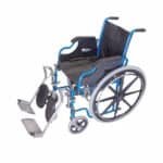 Fauteuil roulant avec reposes jambes enfant