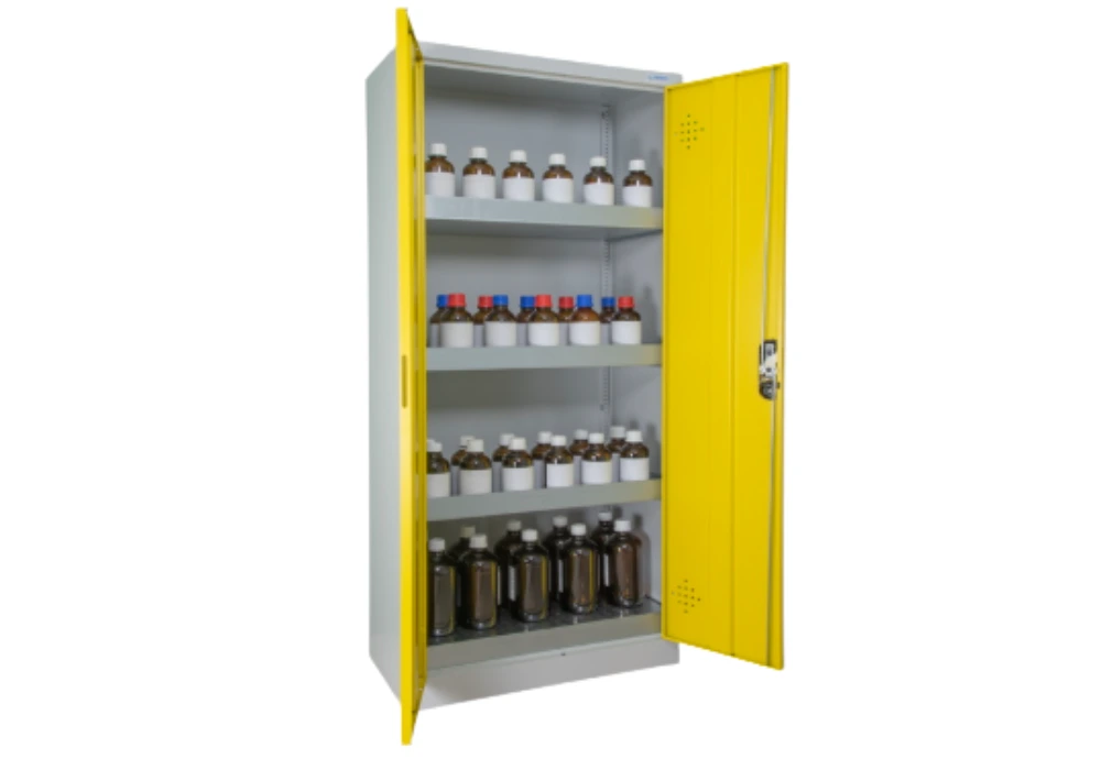 Armoires de sûreté pour produits dangereux (1)