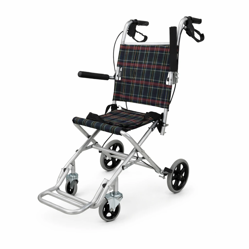 Fauteuil roulant transport pliable léger aluminium Maroc Locamed